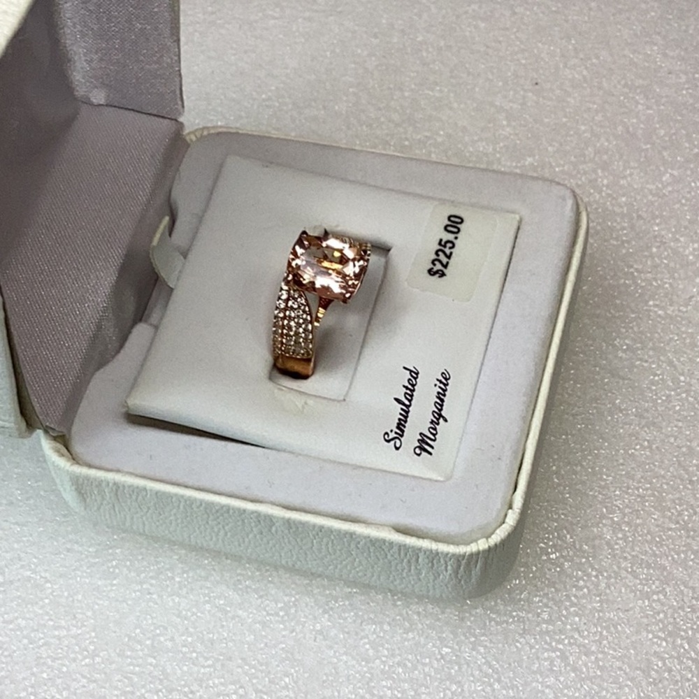 Morganite Ring - image 3